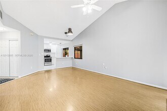11301 SW 4th St in Pembroke Pines, FL - Building Photo - Building Photo