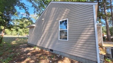 206 E Prospect Ave in Raeford, NC - Building Photo - Building Photo