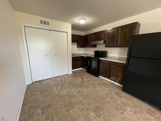 227 Wakefield Rd in Hagerstown, MD - Building Photo - Building Photo