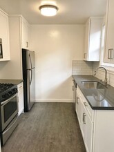 3300 Castle Heights Ave #7 in Los Angeles, CA - Building Photo - Interior Photo