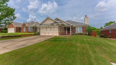 8063 Sonoma Pointe Dr in Columbus, GA - Building Photo - Building Photo