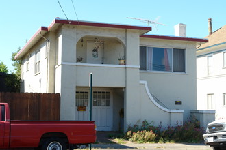 1031 45th St in Emeryville, CA - Foto de edificio - Building Photo