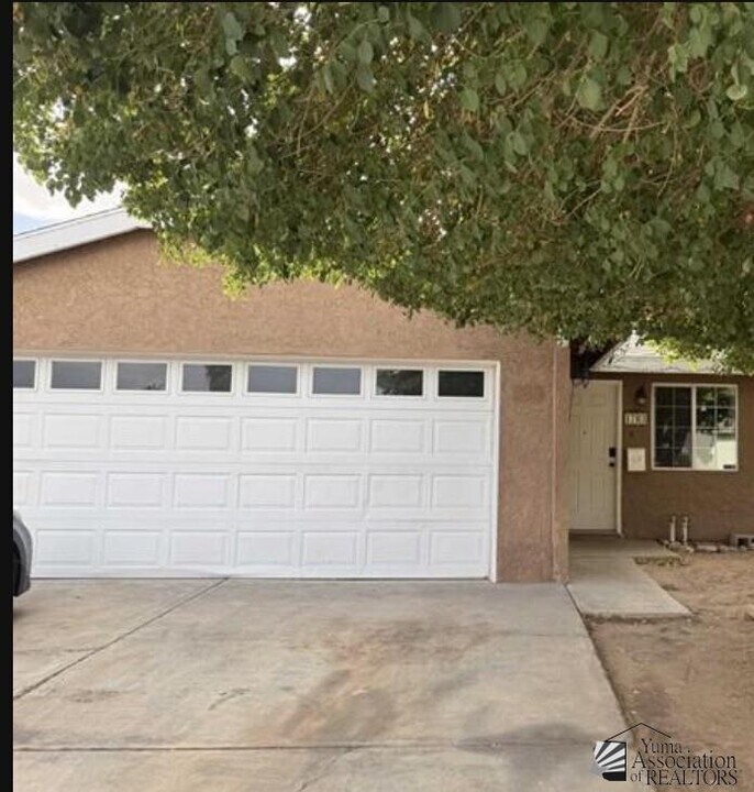 1763 W 24th Dr in Yuma, AZ - Building Photo