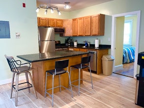 81-83 America St, Unit 83A-1F in Providence, RI - Foto de edificio - Building Photo