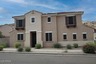 207 W Mountain Sage Dr in Phoenix, AZ - Building Photo
