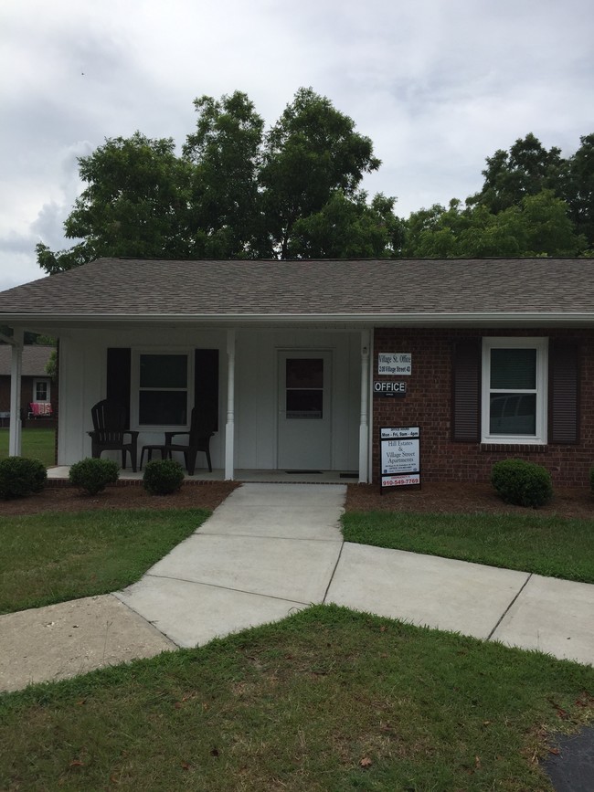 Village Street Apartments in Bladenboro, NC - Building Photo - Building Photo