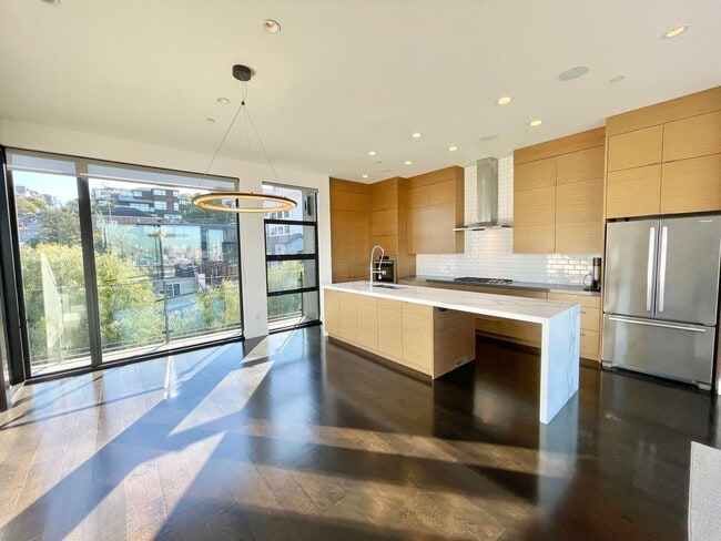 1906-1906 20th St in San Francisco, CA - Building Photo - Building Photo