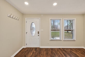 11417 Washington Blvd in Carmel, IN - Foto de edificio - Building Photo