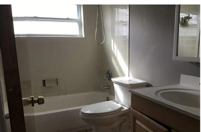 1633 Doubloon Dr in Holiday, FL - Building Photo - Building Photo