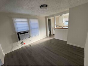 3023 25th St N-Unit -#2 lower in St. Petersburg, FL - Building Photo - Building Photo