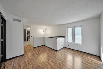 2323 U St, Unit #1 in Lincoln, NE - Building Photo - Building Photo