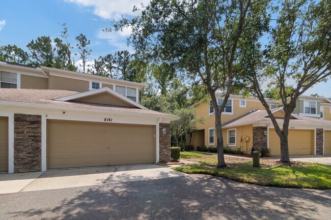 8141 Stone Leaf Ln in Tampa, FL - Building Photo - Building Photo