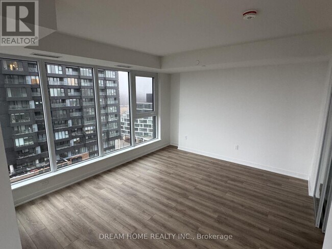 5 Quarrington Lane in Toronto, ON - Building Photo - Building Photo