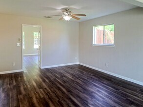 5106 Hughes Dr in Irving, TX - Building Photo - Building Photo