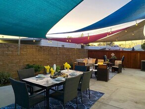 407 Swansea Gn in Escondido, CA - Building Photo - Building Photo