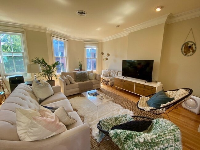 property at 99 Pembroke St