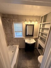 2703 Hull Ave in Des Moines, IA - Building Photo - Building Photo