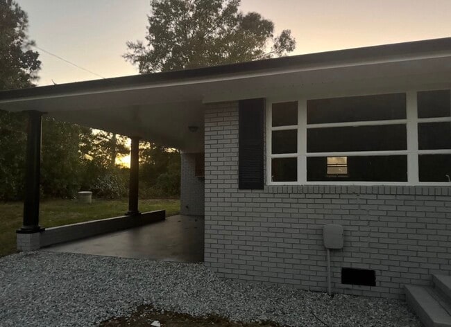 6381 Elevation Rd in Benson, NC - Building Photo - Building Photo