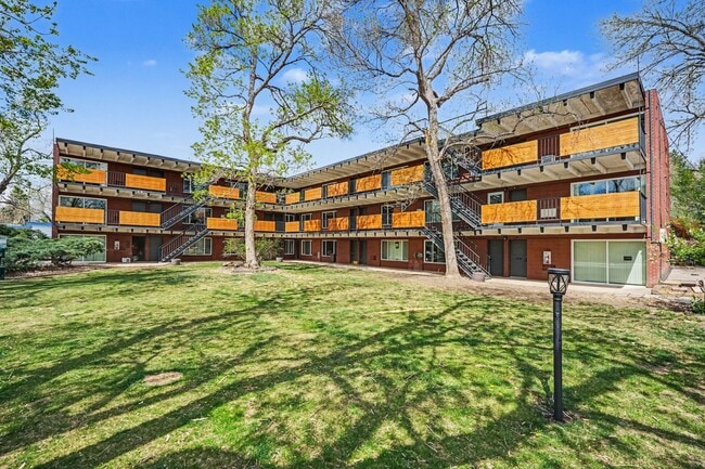 Golden in Golden, CO - Building Photo - Building Photo