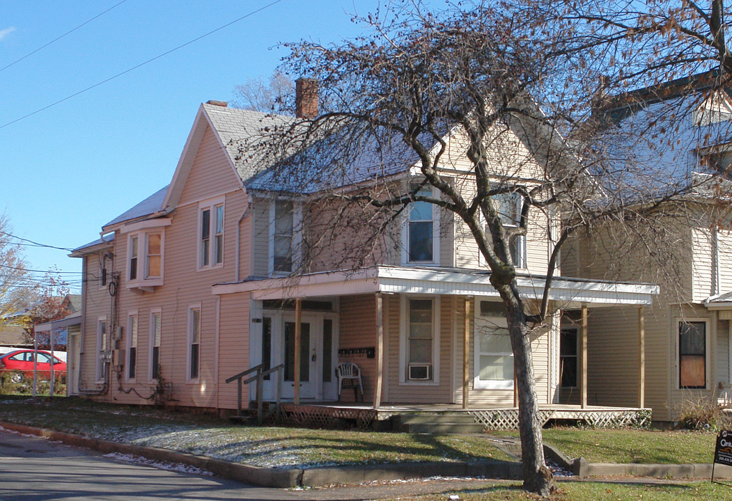 2215 Fairfield Ave in Fort Wayne, IN - Building Photo