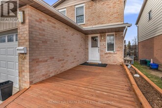 172 Martindale Crescent in Brampton, ON - Building Photo - Building Photo