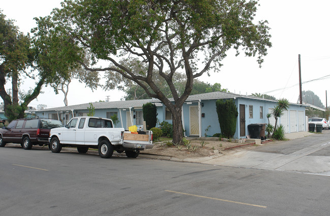 13132 donegal Dr in Garden Grove, CA - Building Photo - Building Photo