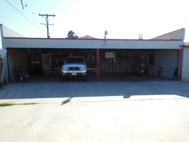 1008 N Burris Ave in Compton, CA - Building Photo