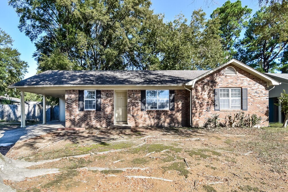 6300 Branderham Dr in Memphis, TN - Foto de edificio