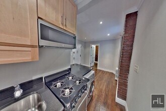 East 13th Street, Unit 3A in New York, NY - Building Photo - Building Photo