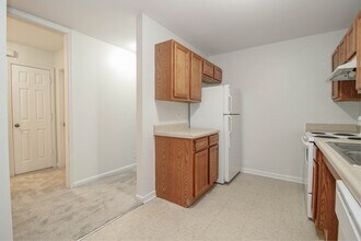 299 Raleigh Dr in Clarksville, TN - Building Photo - Building Photo
