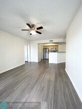 3738 NW Mediterranean Ln in Jensen Beach, FL - Building Photo - Building Photo