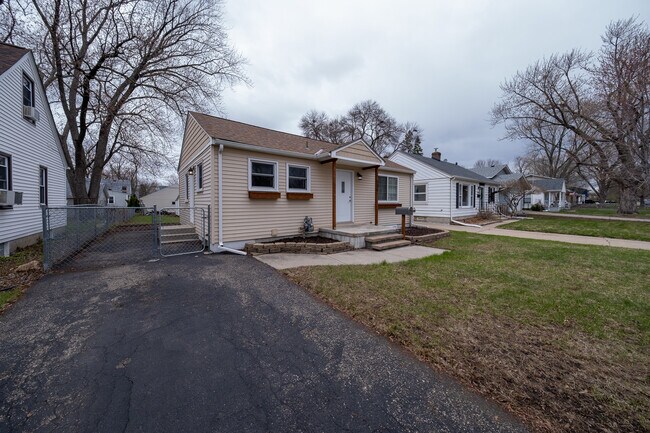 property at 7536 Aldrich Ave S