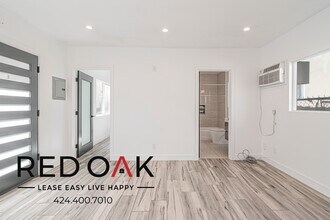 838 N Van Ness Ave in Los Angeles, CA - Building Photo - Building Photo