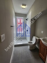 2535 Greenmount Ave in Baltimore, MD - Foto de edificio - Building Photo
