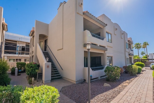 property at 3640 N 38th St