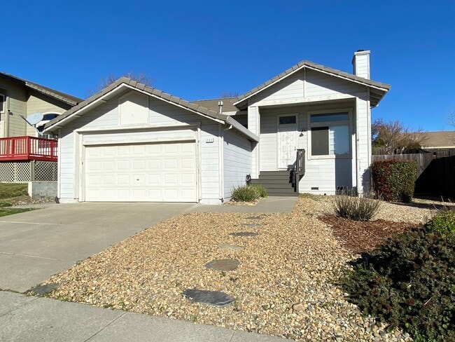 207 San Leon Dr in Vacaville, CA - Building Photo - Building Photo
