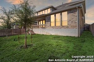 938 Quemada in San Antonio, TX - Building Photo - Building Photo