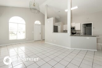 1721 SW Whipple Ave in Port St. Lucie, FL - Building Photo - Building Photo