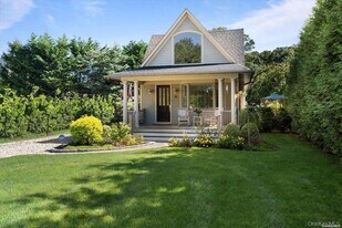 48 Jessup Ave in Quogue, NY - Building Photo