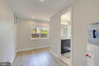 7523 B St in Chesapeake Beach, MD - Building Photo - Building Photo