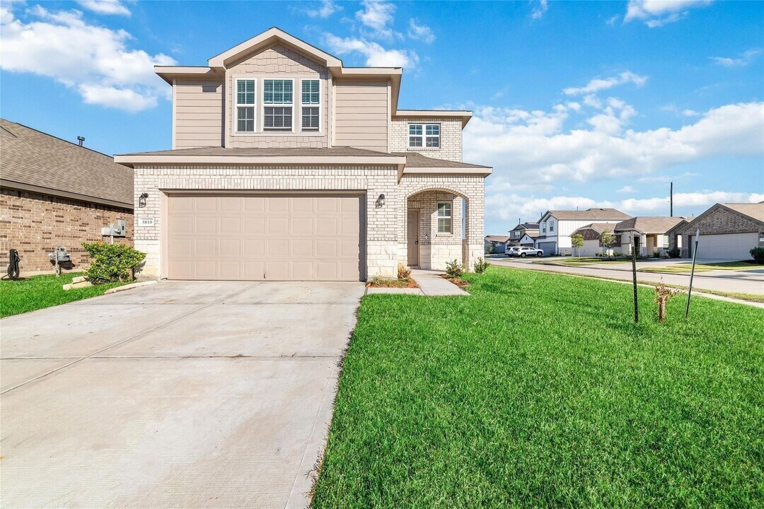 5810 Dry Brush Pl in Katy, TX - Building Photo