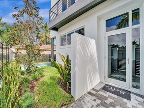 1226 NE 15th Ave in Fort Lauderdale, FL - Building Photo - Building Photo