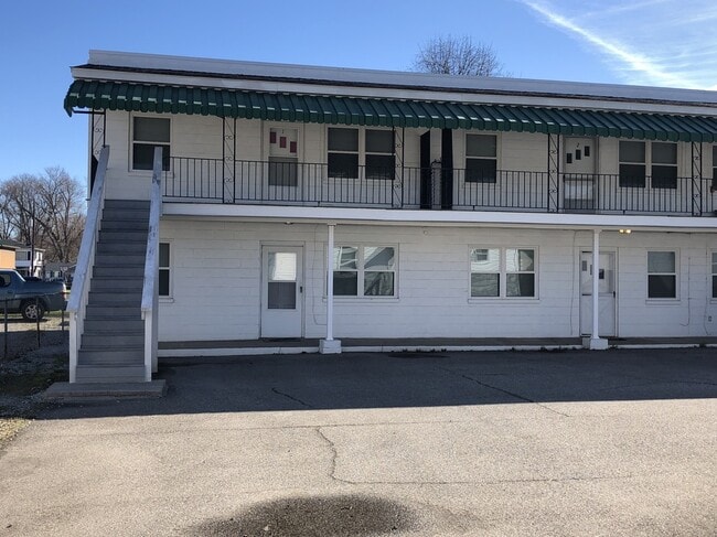 property at 6466 Farmdale Rd