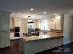 5630 Colony Rd in Charlotte, NC - Building Photo - Building Photo