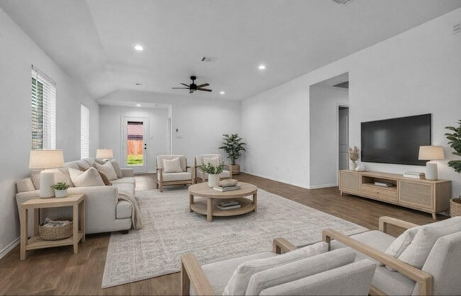 21430 Sacred Grv St in New Caney, TX - Building Photo - Building Photo