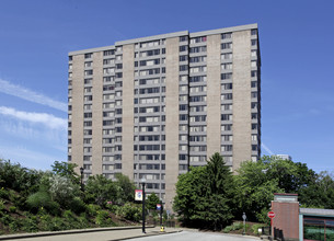 Brottier Hall in Pittsburgh, PA - Building Photo - Building Photo