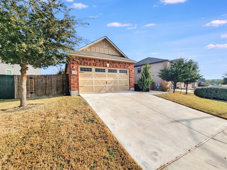 14309 Silver Lace Ln in Pflugerville, TX - Building Photo