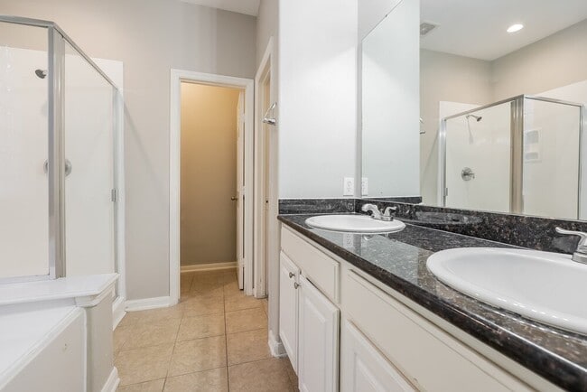 17243 Lafayette Hollow Ln in Humble, TX - Foto de edificio - Building Photo