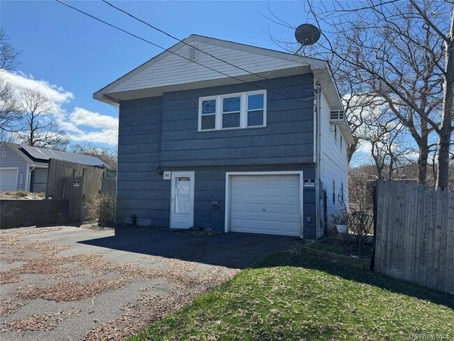 property at 40 Whitestone Rd