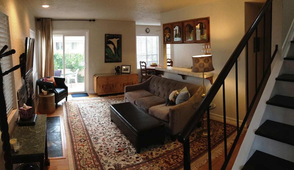 4529 Edgeware Rd in San Diego, CA - Building Photo
